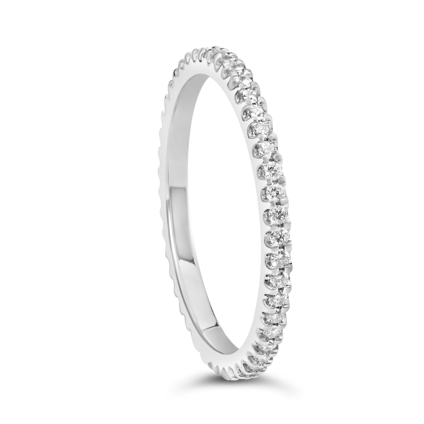 14K White Gold Shared Prong Set Round Diamond Eternity Band Ring (G-H Color, SI1-SI2 Clarity)