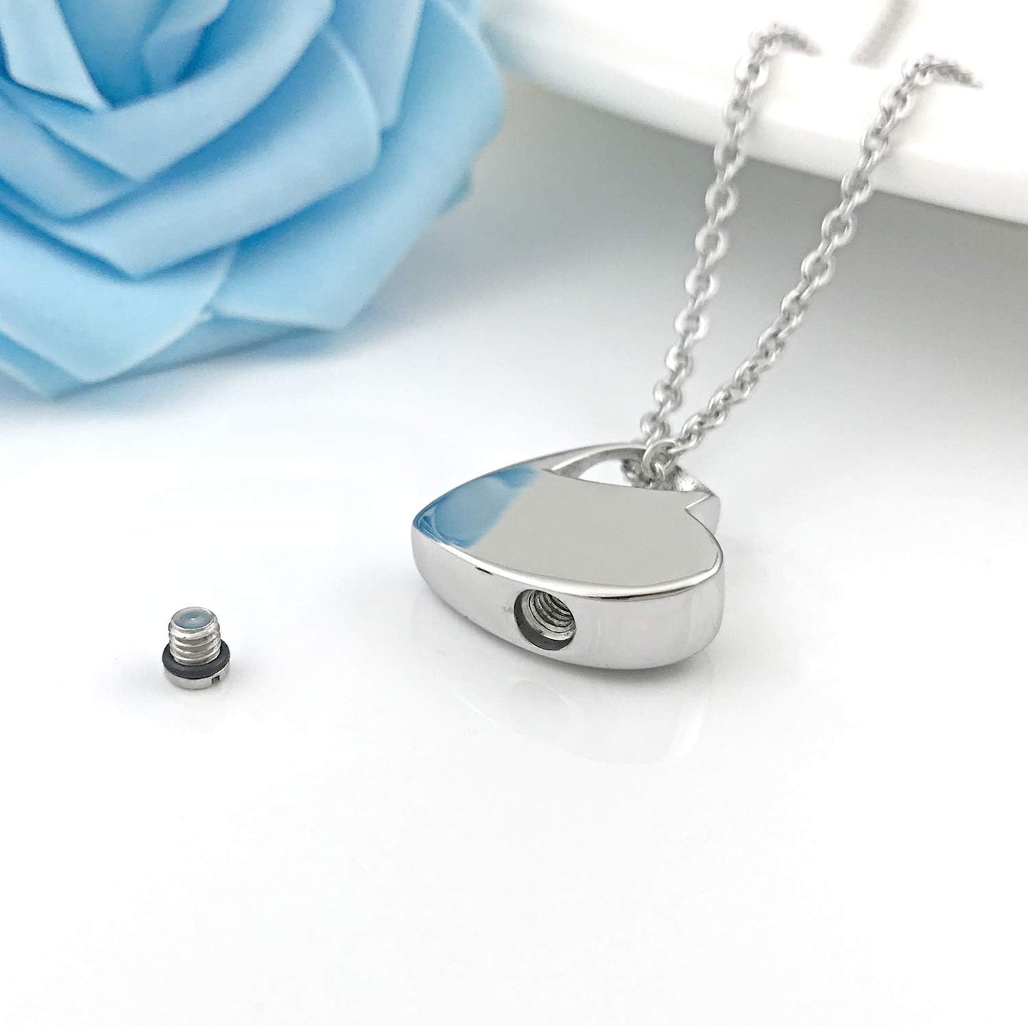 Forever in My Heart Cremation Jewelry Love Heart Urn Necklaces for Ashes Stainless Steel Pendant Keepsake Ashes Jewelry