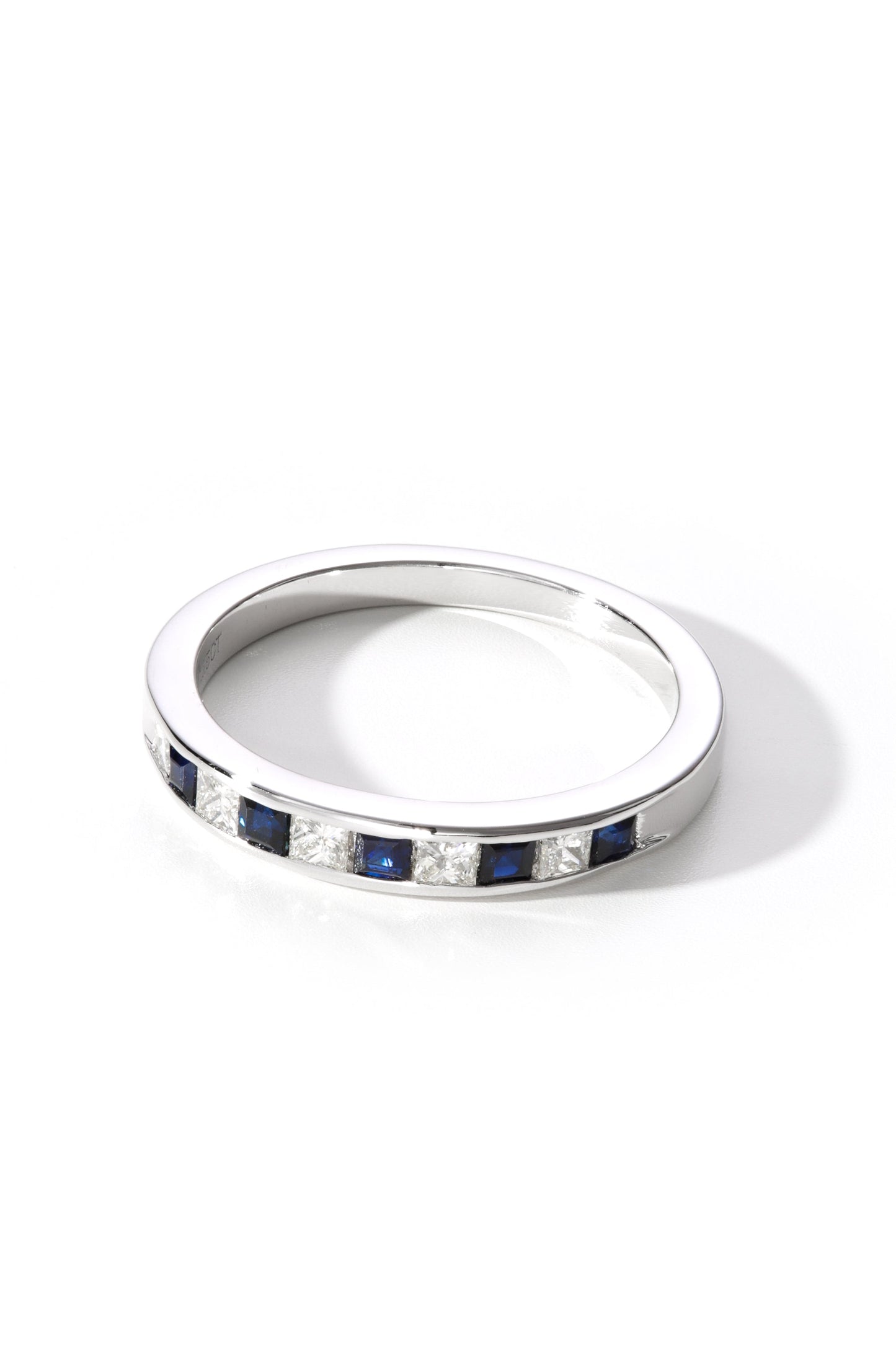 18ct White Gold 0.33ct Sapphire and 0.25ct Diamond Wedding Ring-3