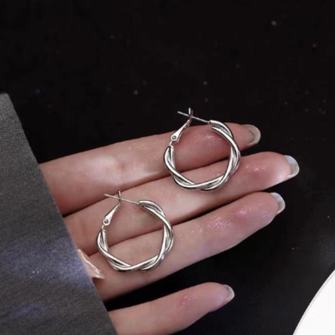 Turn Hoop Earrings-4